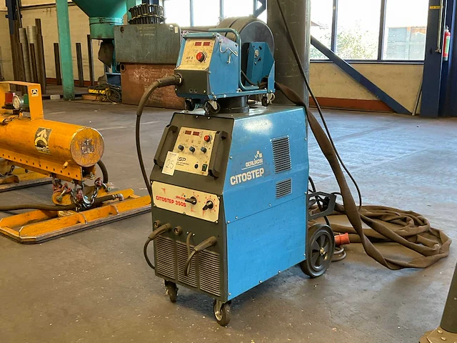Oerlikon citostep 350s mig lasmachine - afbeelding 1 van  10