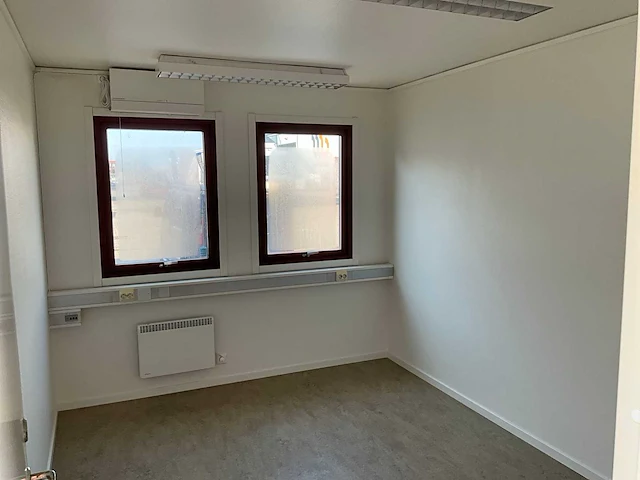 Office cabin - kantoorgebouw bestaande uit 8 units - afbeelding 29 van  114