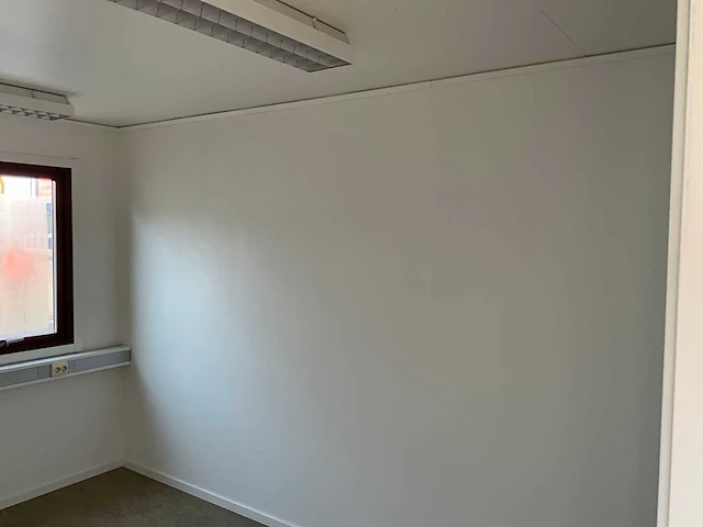 Office cabin - kantoorgebouw bestaande uit 8 units - afbeelding 30 van  114