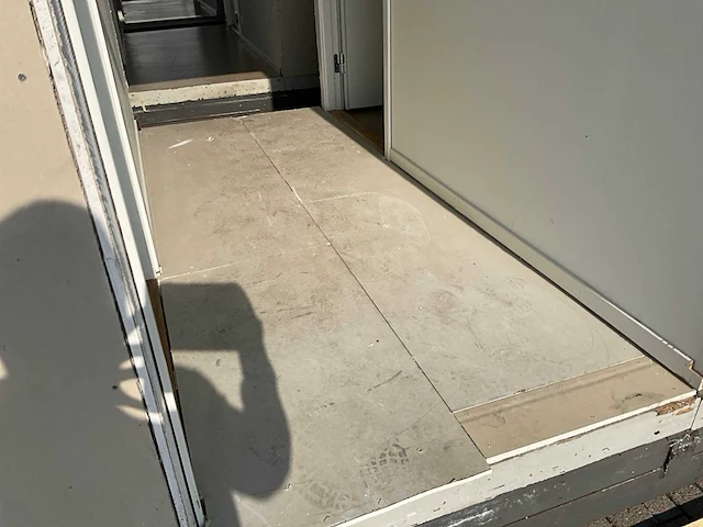 Office cabin - kantoorgebouw bestaande uit 8 units - afbeelding 42 van  114