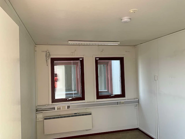 Office cabin - kantoorgebouw bestaande uit 8 units - afbeelding 43 van  114