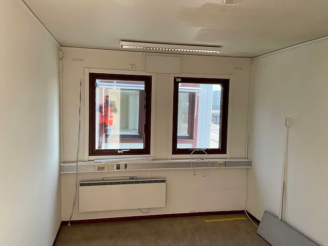 Office cabin - kantoorgebouw bestaande uit 8 units - afbeelding 47 van  114