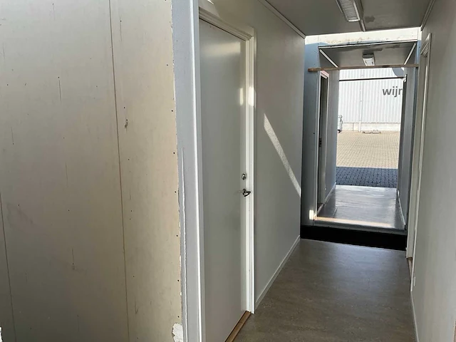 Office cabin - kantoorgebouw bestaande uit 8 units - afbeelding 53 van  114