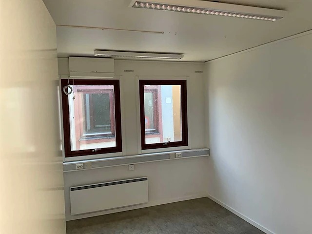 Office cabin - kantoorgebouw bestaande uit 8 units - afbeelding 59 van  114