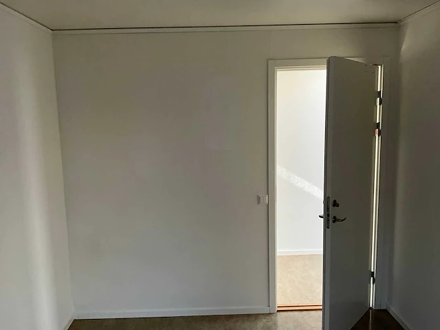 Office cabin - kantoorgebouw bestaande uit 8 units - afbeelding 62 van  114
