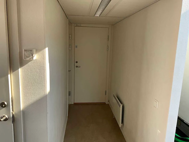 Office cabin - kantoorgebouw bestaande uit 8 units - afbeelding 92 van  114