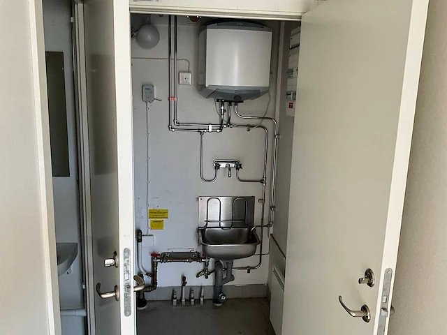Office cabin - kantoorgebouw bestaande uit 8 units - afbeelding 94 van  114