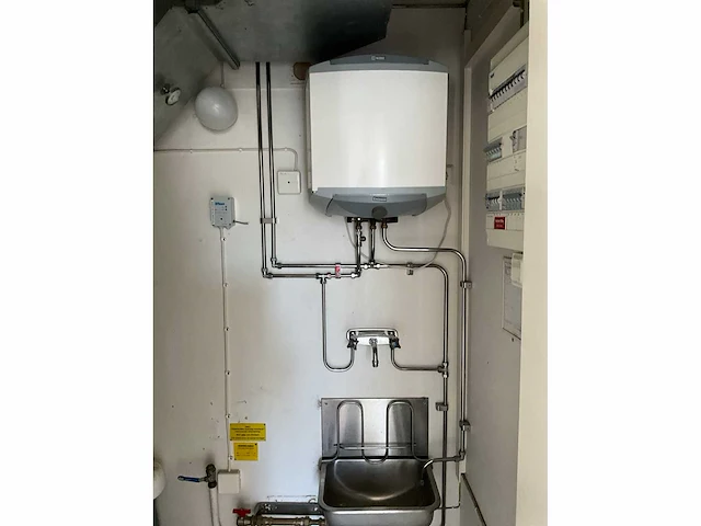 Office cabin - kantoorgebouw bestaande uit 8 units - afbeelding 95 van  114