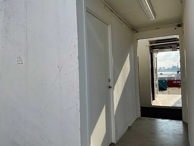 Office cabin - kantoorgebouw bestaande uit 8 units - afbeelding 9 van  143