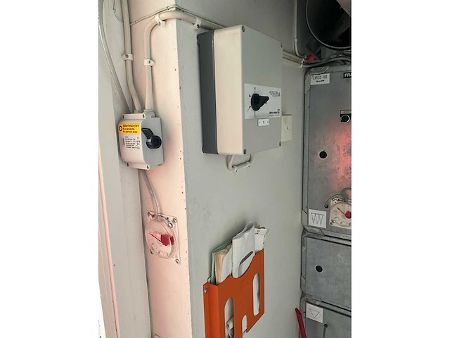 Office cabin - kantoorgebouw bestaande uit 8 units - afbeelding 43 van  143