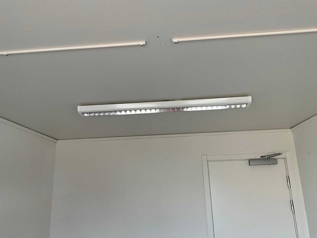 Office cabin - kantoorgebouw bestaande uit 8 units - afbeelding 72 van  143