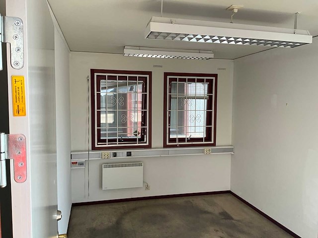 Office cabin - kantoorgebouw bestaande uit 8 units - afbeelding 96 van  143