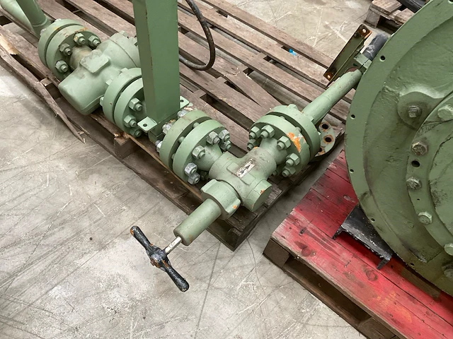 Oilwell b-338 hydraulisch aangedreven waterpomp met toebehoren - afbeelding 14 van  33