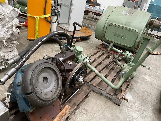 Oilwell b-338 hydraulisch aangedreven waterpomp met toebehoren - afbeelding 28 van  33