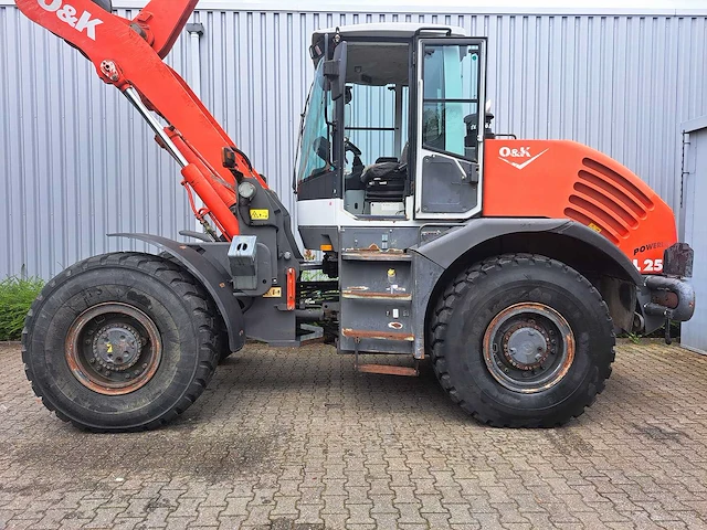 O&k - l25.5 - shovel - 2002 - afbeelding 12 van  26