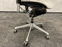 Okamura baron - ergonomische bureaustoel - armpad defect - afbeelding 8 van  11