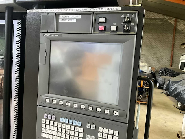 Okuma - mp-46v - 3-axis machining center - 2022 - afbeelding 2 van  38