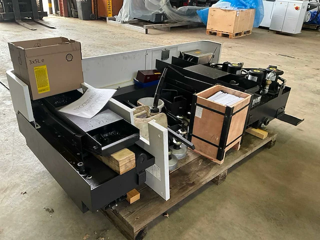 Okuma - mp-46v - 3-axis machining center - 2022 - afbeelding 19 van  38