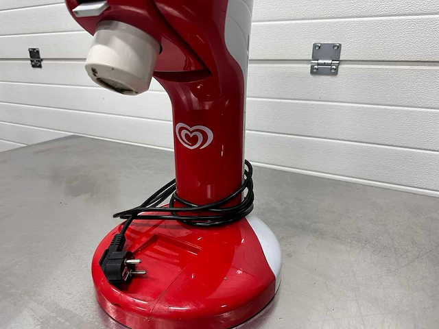 Ola - cornetto soft - ijsdispenser - afbeelding 3 van  4