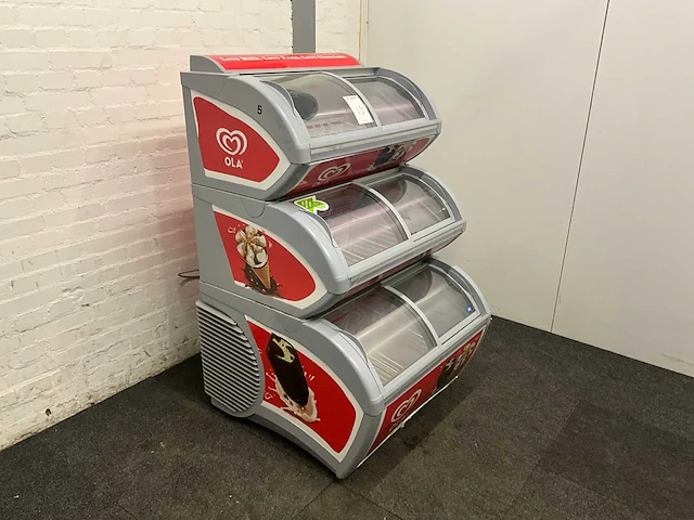 Ola ijsvitrine - afbeelding 5 van  10
