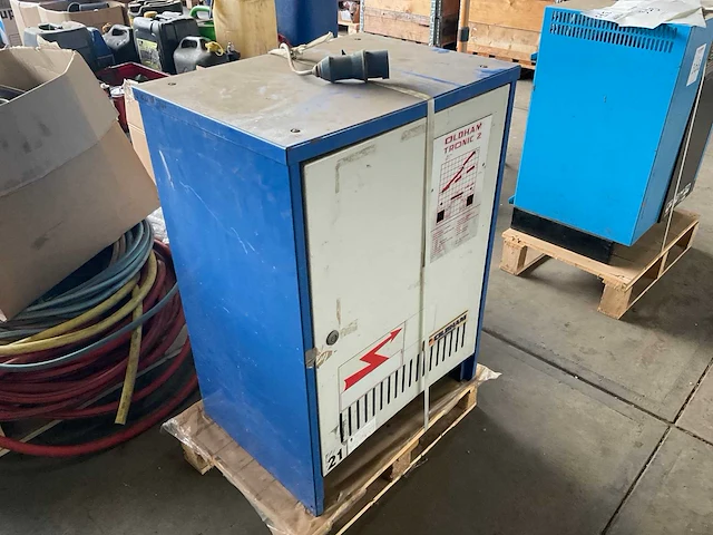 Oldham tronic 2 acculader - afbeelding 2 van  5