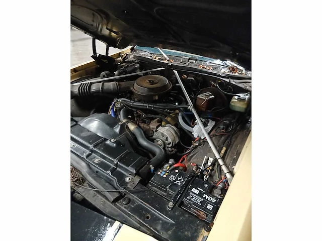 Oldsmobile - 1973 - cutlass - 5.7 af 37 - personenauto - afbeelding 8 van  10