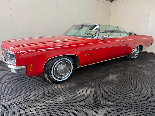 Oldsmobile - delta 88 - cabriolet - oldtimer - 1971 - afbeelding 2 van  51
