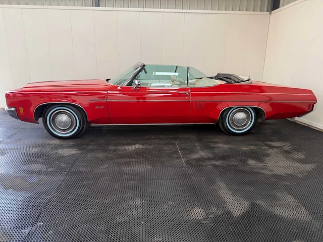 Oldsmobile - delta 88 - cabriolet - oldtimer - 1971 - afbeelding 4 van  51