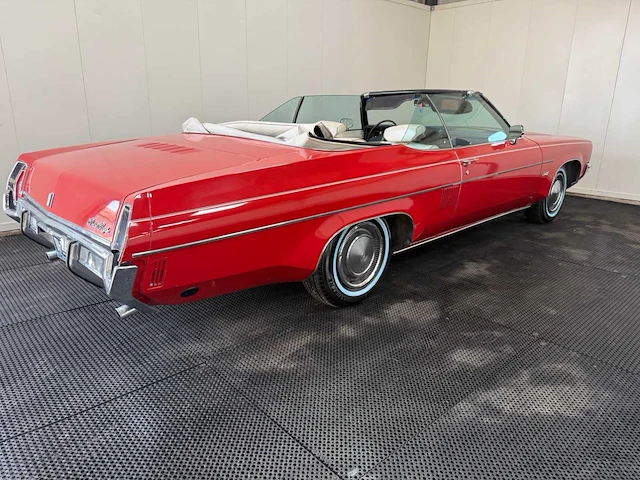 Oldsmobile - delta 88 - cabriolet - oldtimer - 1971 - afbeelding 8 van  51