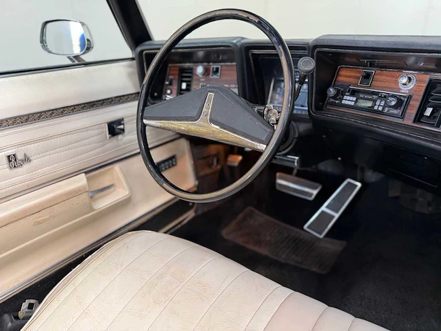 Oldsmobile - delta 88 - cabriolet - oldtimer - 1971 - afbeelding 21 van  51
