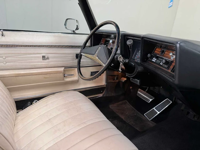 Oldsmobile - delta 88 - cabriolet - oldtimer - 1971 - afbeelding 31 van  51