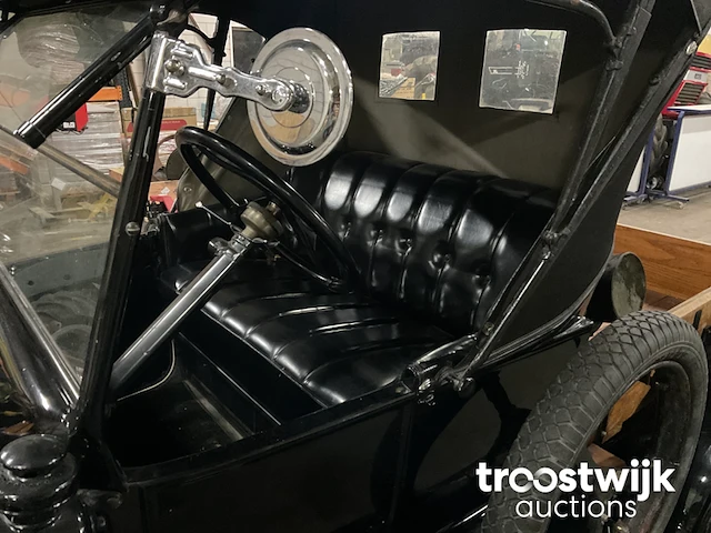 Oldtimer auto “101 jaar” - afbeelding 4 van  40