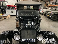Oldtimer auto “101 jaar” - afbeelding 6 van  40