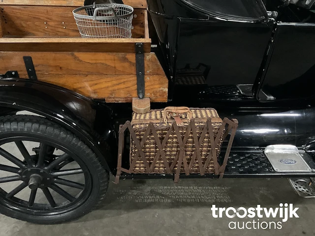 Oldtimer auto “101 jaar” - afbeelding 8 van  40