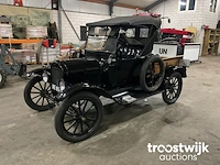 Oldtimer auto “101 jaar”