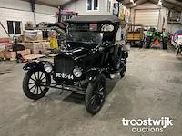 Oldtimer auto “101 jaar” - afbeelding 12 van  40