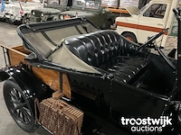 Oldtimer auto “101 jaar” - afbeelding 25 van  40