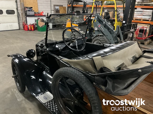 Oldtimer auto “101 jaar” - afbeelding 28 van  40