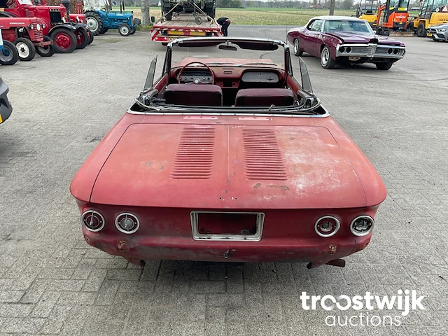Oldtimer auto - afbeelding 23 van  26