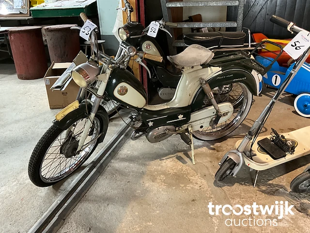 Oldtimer brommer - afbeelding 1 van  12
