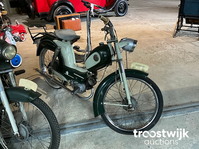 Oldtimer brommer - afbeelding 5 van  12