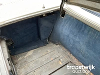 Oldtimer cabriolet - afbeelding 12 van  24