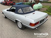 Oldtimer cabriolet - afbeelding 22 van  24