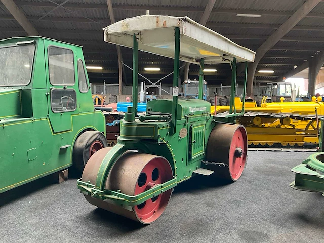 Oldtimer drierolwals - afbeelding 1 van  9