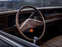 Oldtimer personenauto, oldsmobile, delta 88 royale, 1974 - afbeelding 10 van  41