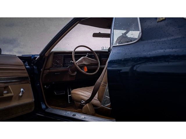 Oldtimer personenauto, oldsmobile, delta 88 royale, 1974 - afbeelding 11 van  41