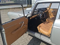 Oldtimer peugeot, 404, bouwjaar 1963 - afbeelding 2 van  33