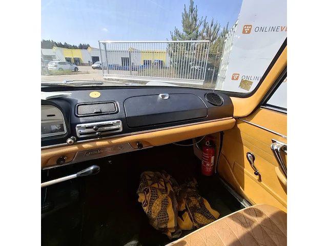Oldtimer peugeot, 404, bouwjaar 1963 - afbeelding 7 van  33