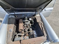 Oldtimer peugeot, 404, bouwjaar 1963 - afbeelding 11 van  33