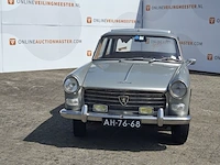 Oldtimer peugeot, 404, bouwjaar 1963 - afbeelding 23 van  33